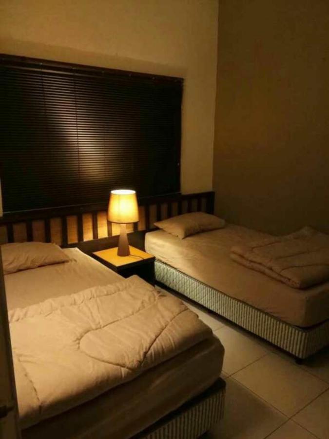 8Pax Gold Coast Morib Resort - Banting Sepang Klia Tanjung Sepat Ebaa Dış mekan fotoğraf