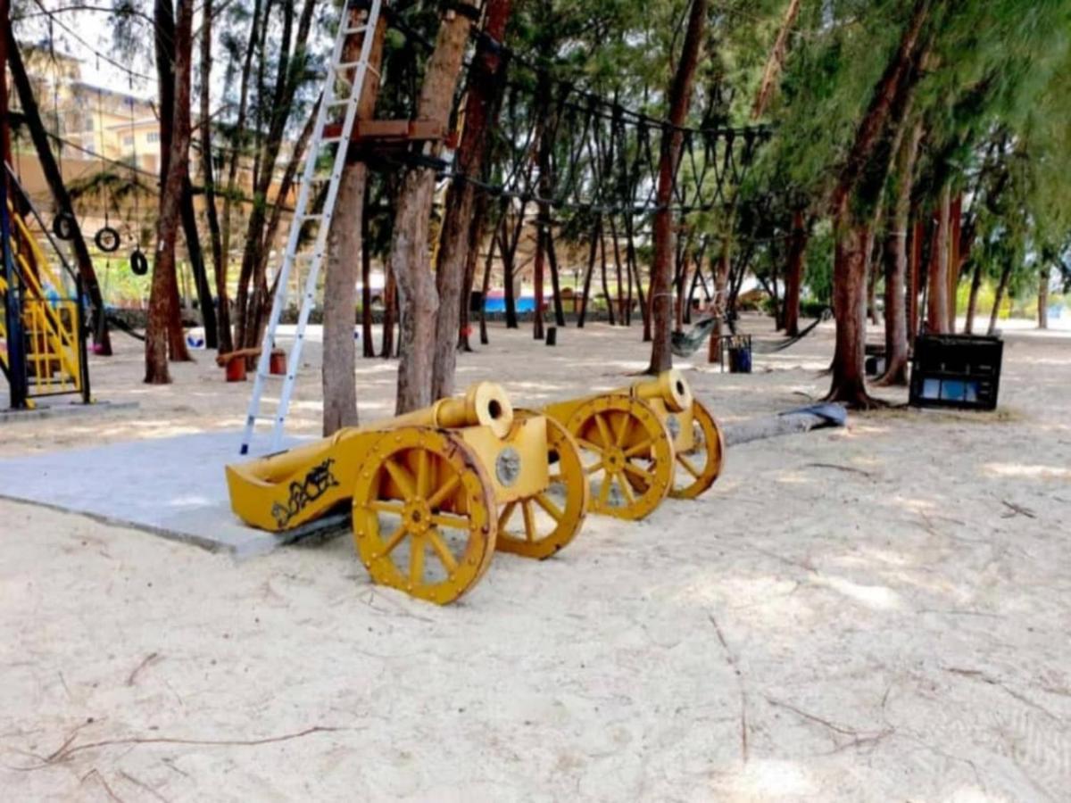 8Pax Gold Coast Morib Resort - Banting Sepang Klia Tanjung Sepat Ebaa Dış mekan fotoğraf